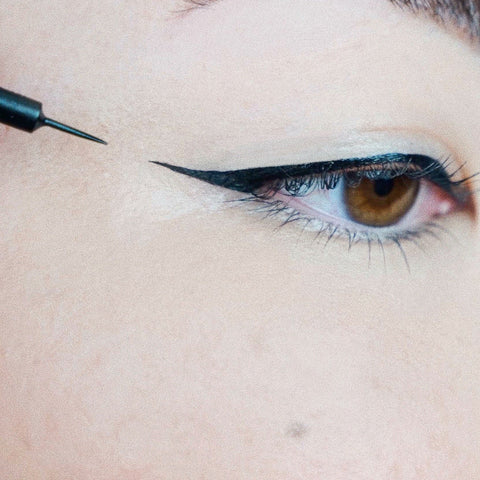 Liquid Designer Eyeliner | Black